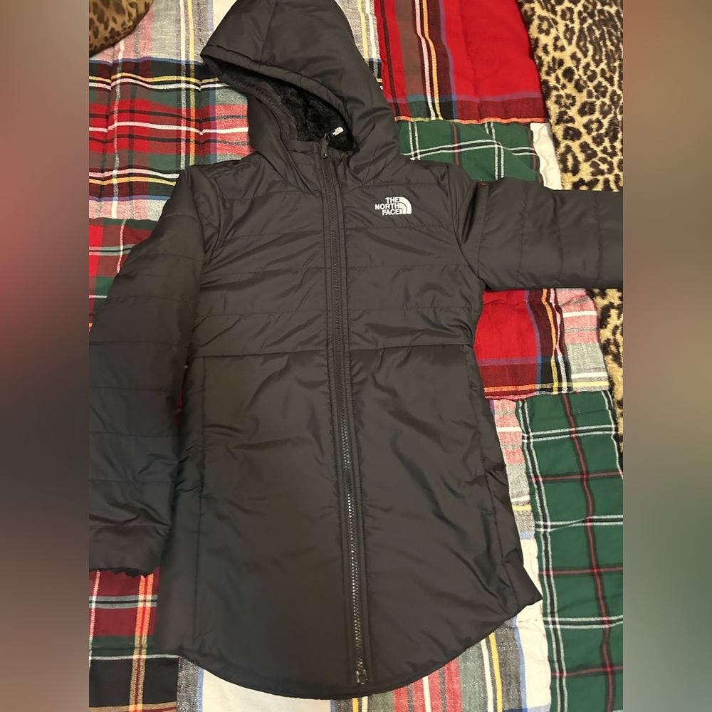 The North Face Reversible Hooded Coat- EUC girls size 7-8